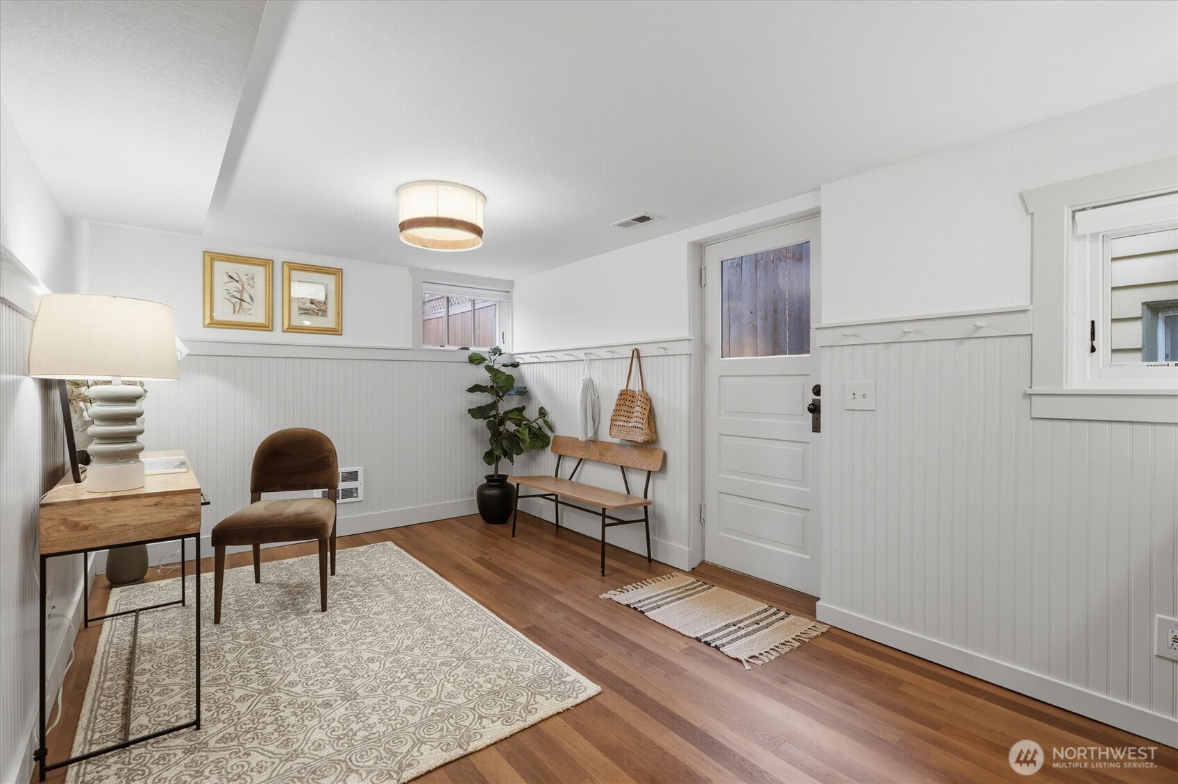 924 N 75th Street , Seattle, WA 98103