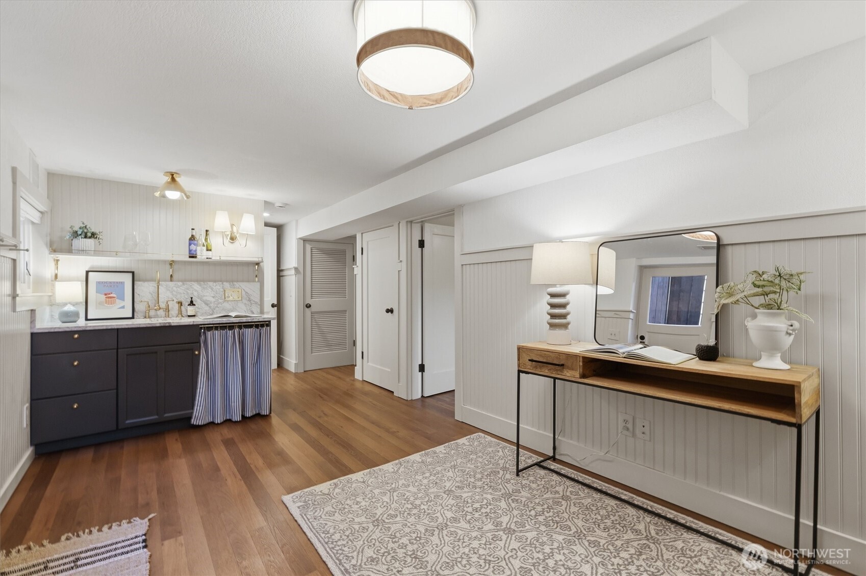 924 N 75th Street , Seattle, WA 98103