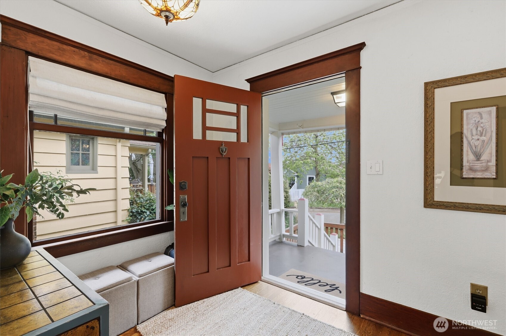 924 N 75th Street , Seattle, WA 98103