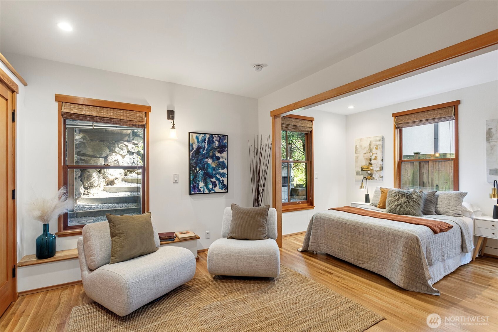 1524 10th Avenue W, Seattle, WA 98119