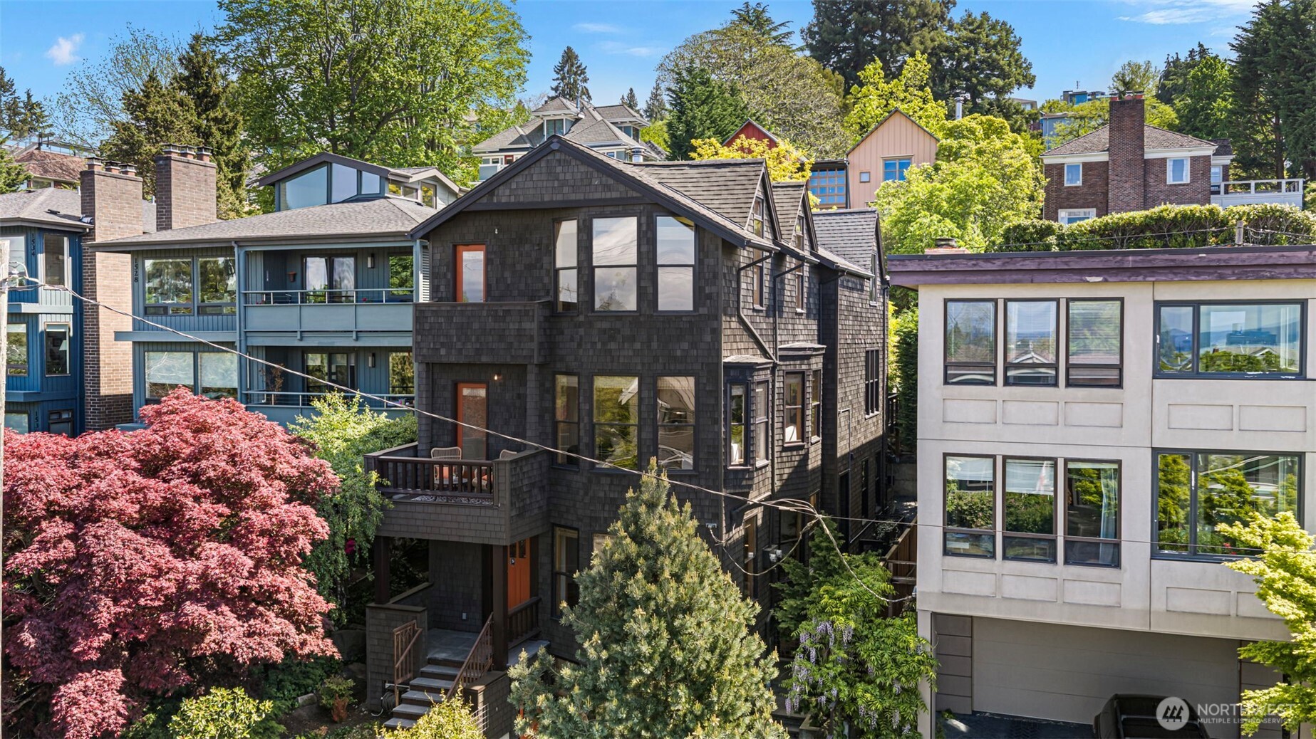 1524 10th Avenue W, Seattle, WA 98119