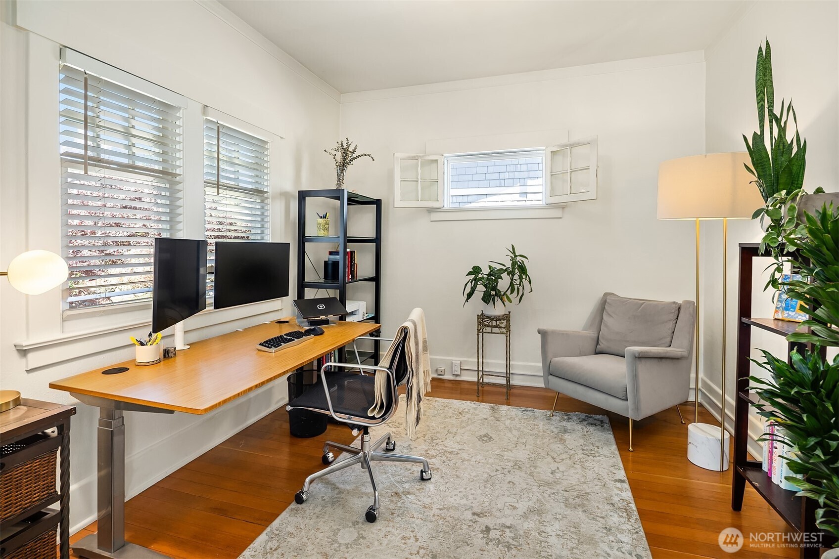 4740 4th Avenue NE, Seattle, WA 98105