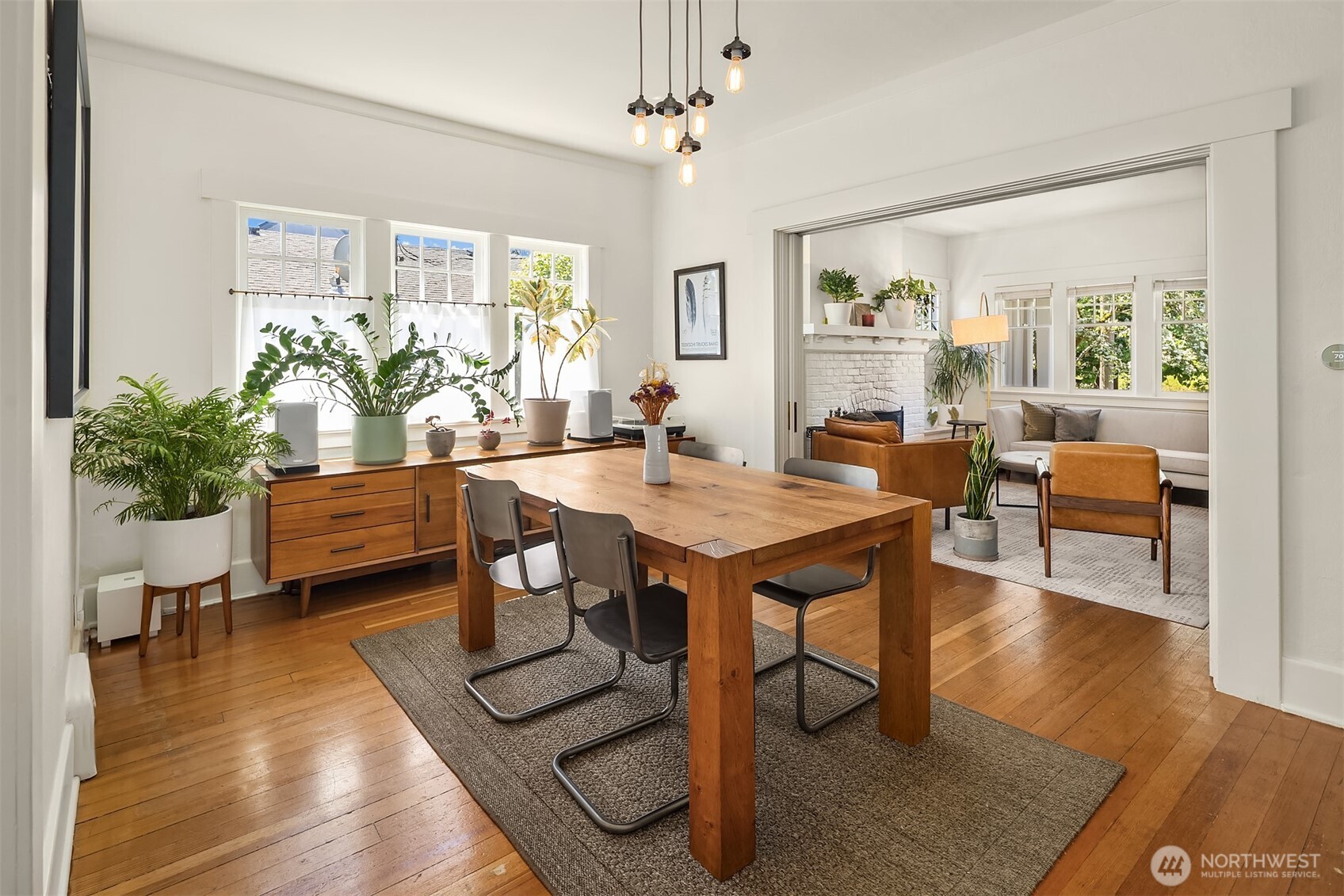 4740 4th Avenue NE, Seattle, WA 98105