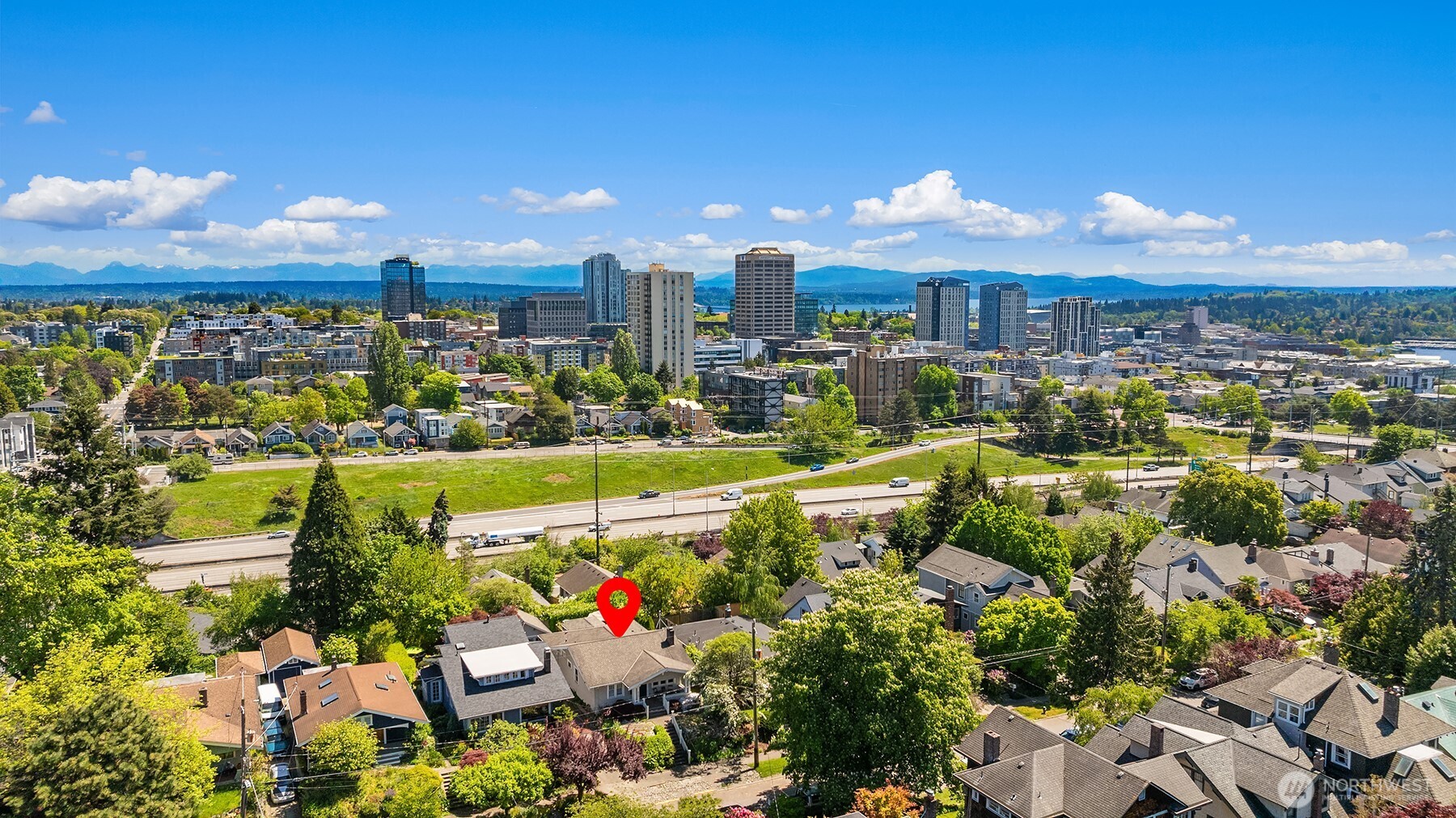 4740 4th Avenue NE, Seattle, WA 98105