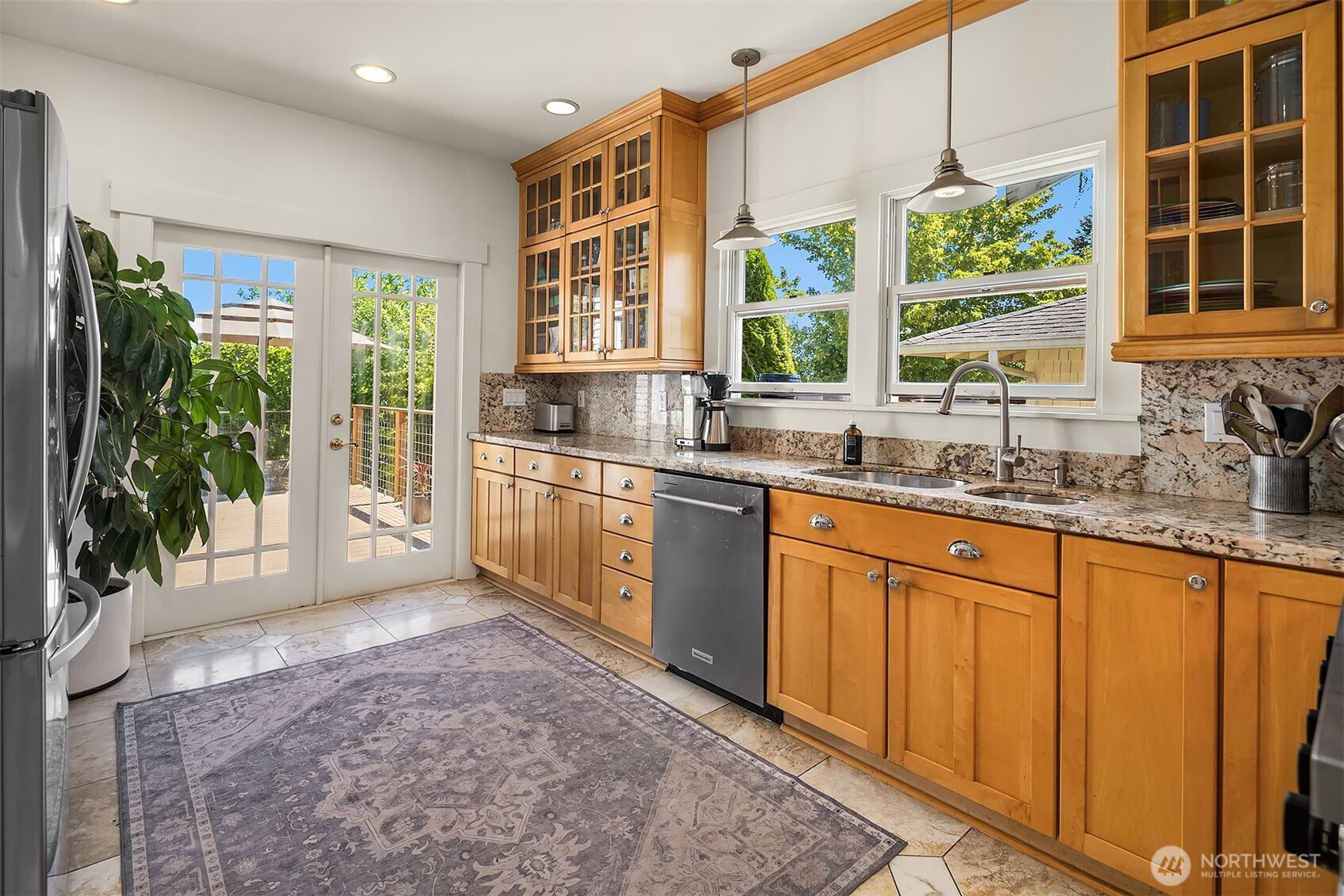 4740 4th Avenue NE, Seattle, WA 98105