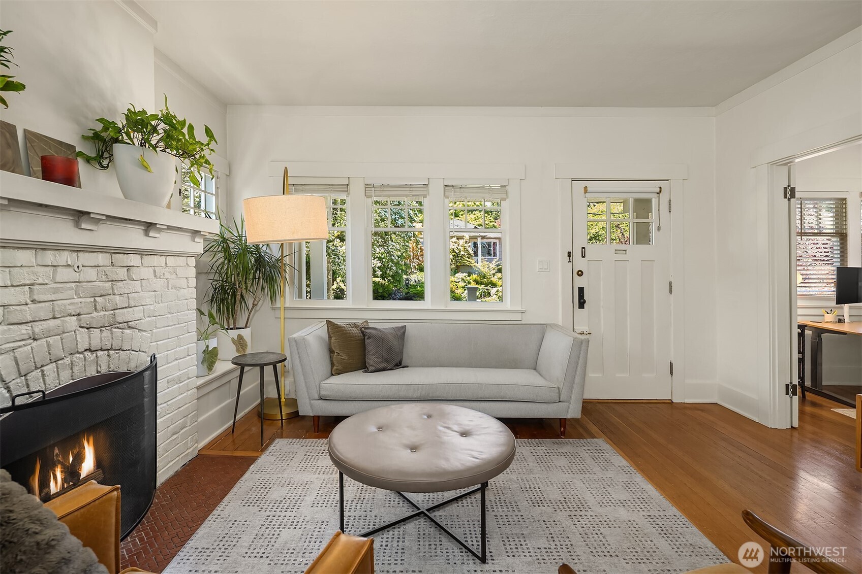 4740 4th Avenue NE, Seattle, WA 98105