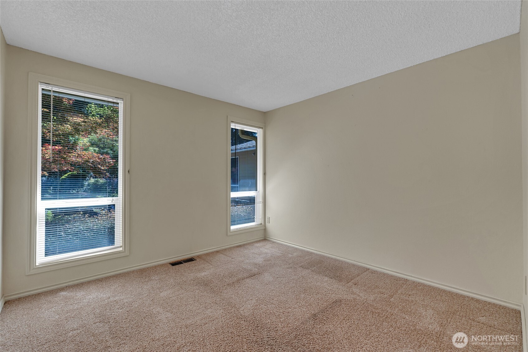 308 NW Bridle Ridge Boulevard , Bremerton, WA 98311
