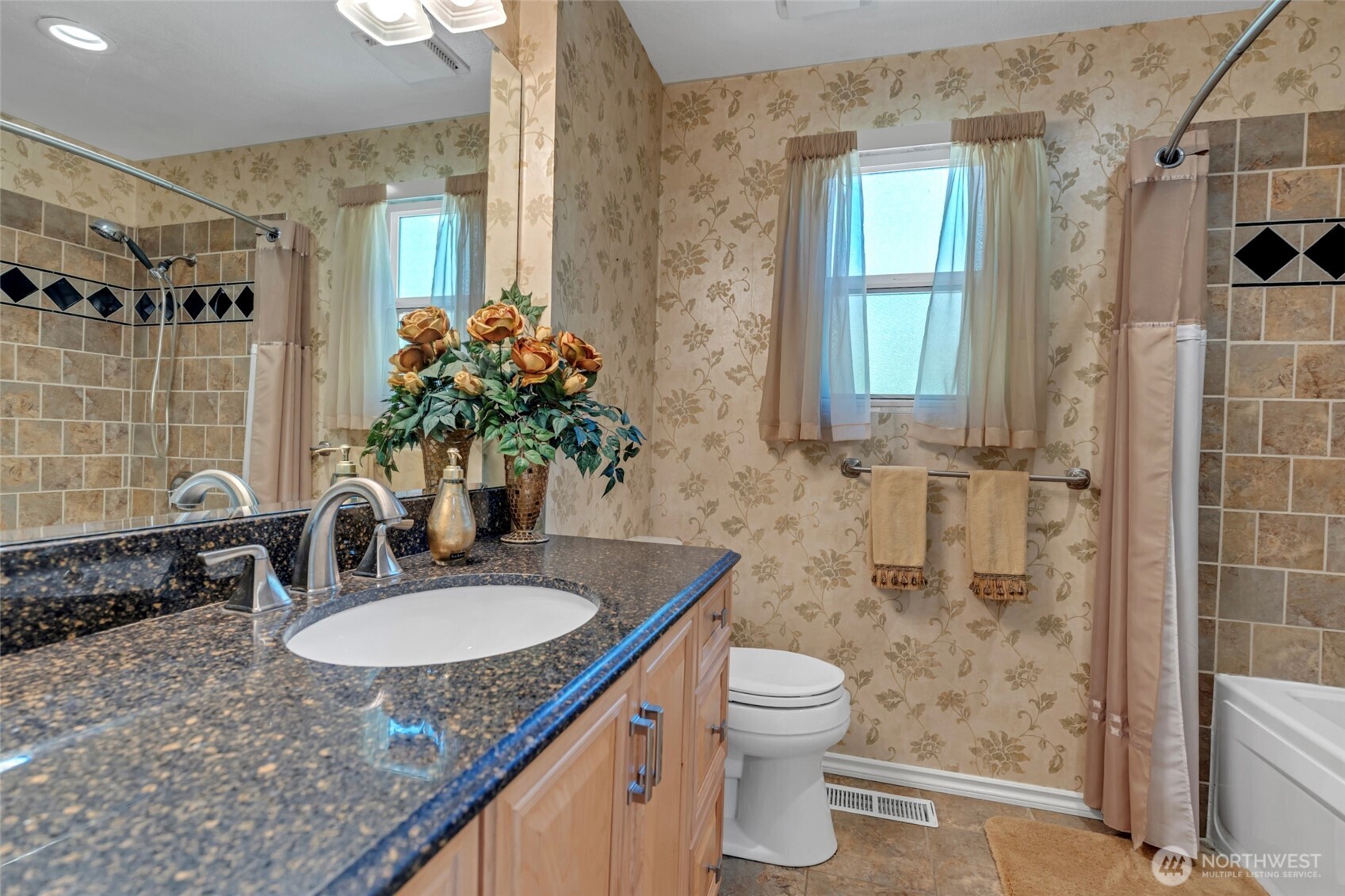 308 NW Bridle Ridge Boulevard , Bremerton, WA 98311