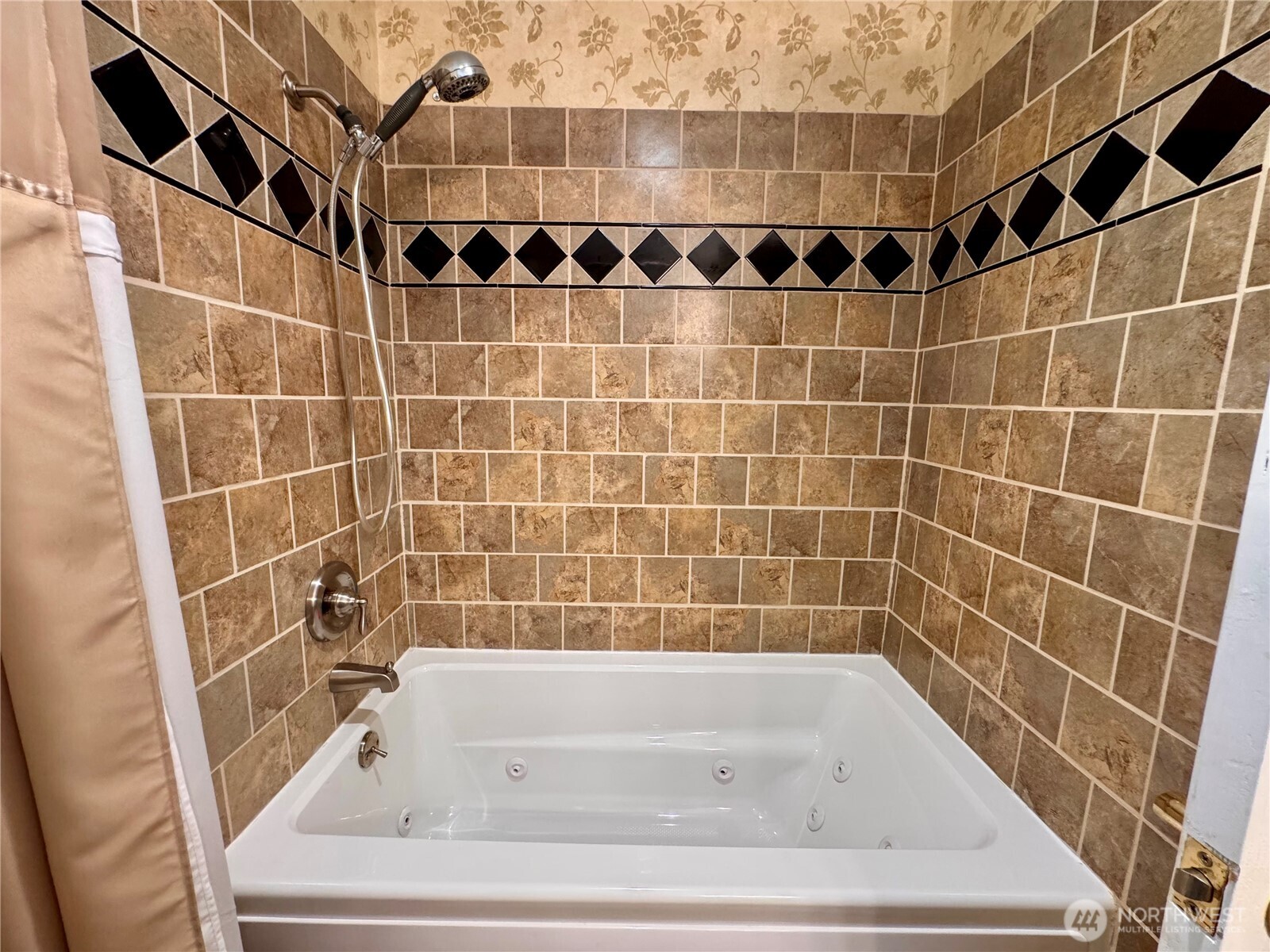308 NW Bridle Ridge Boulevard , Bremerton, WA 98311