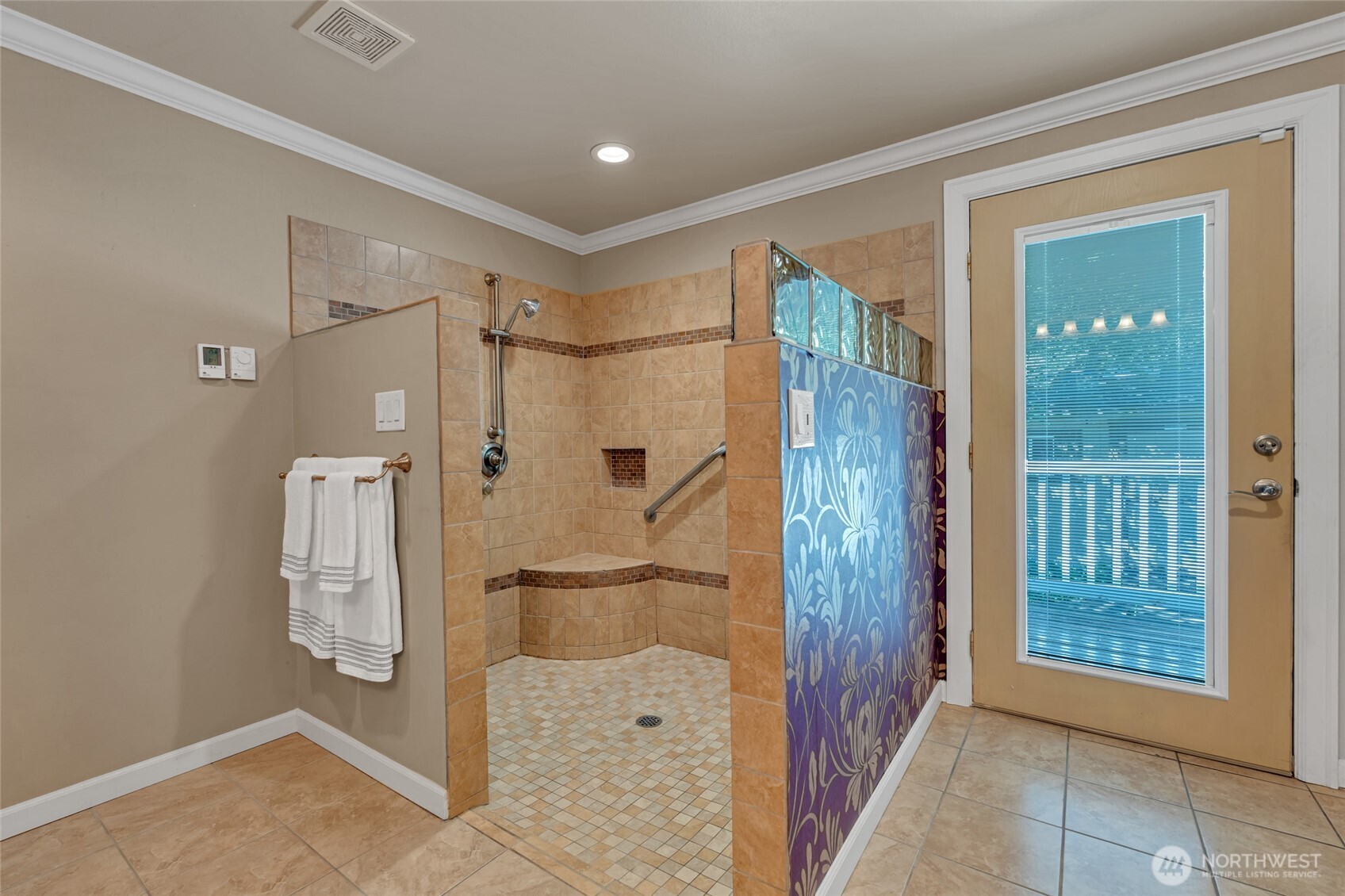 308 NW Bridle Ridge Boulevard , Bremerton, WA 98311
