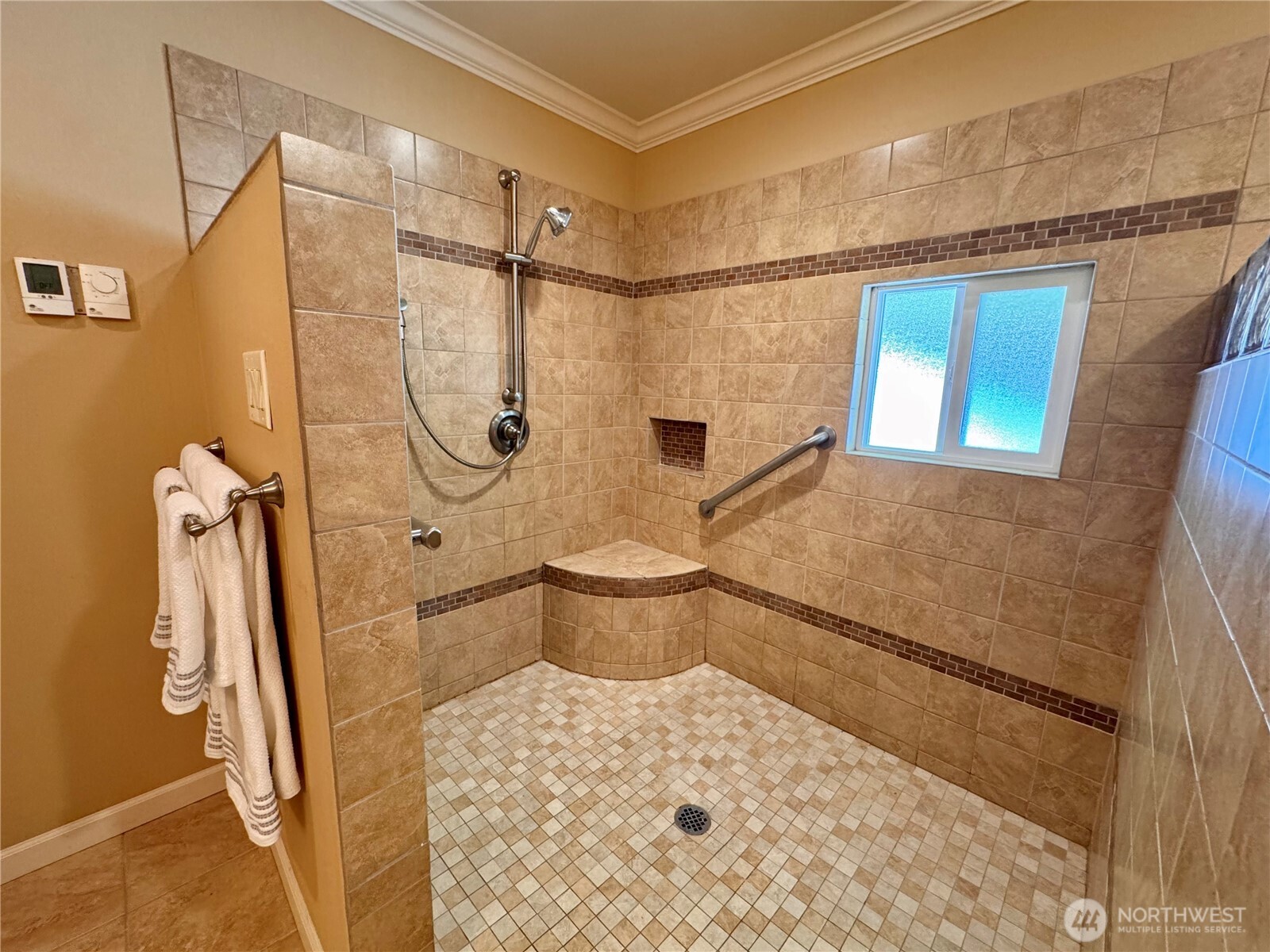 308 NW Bridle Ridge Boulevard , Bremerton, WA 98311