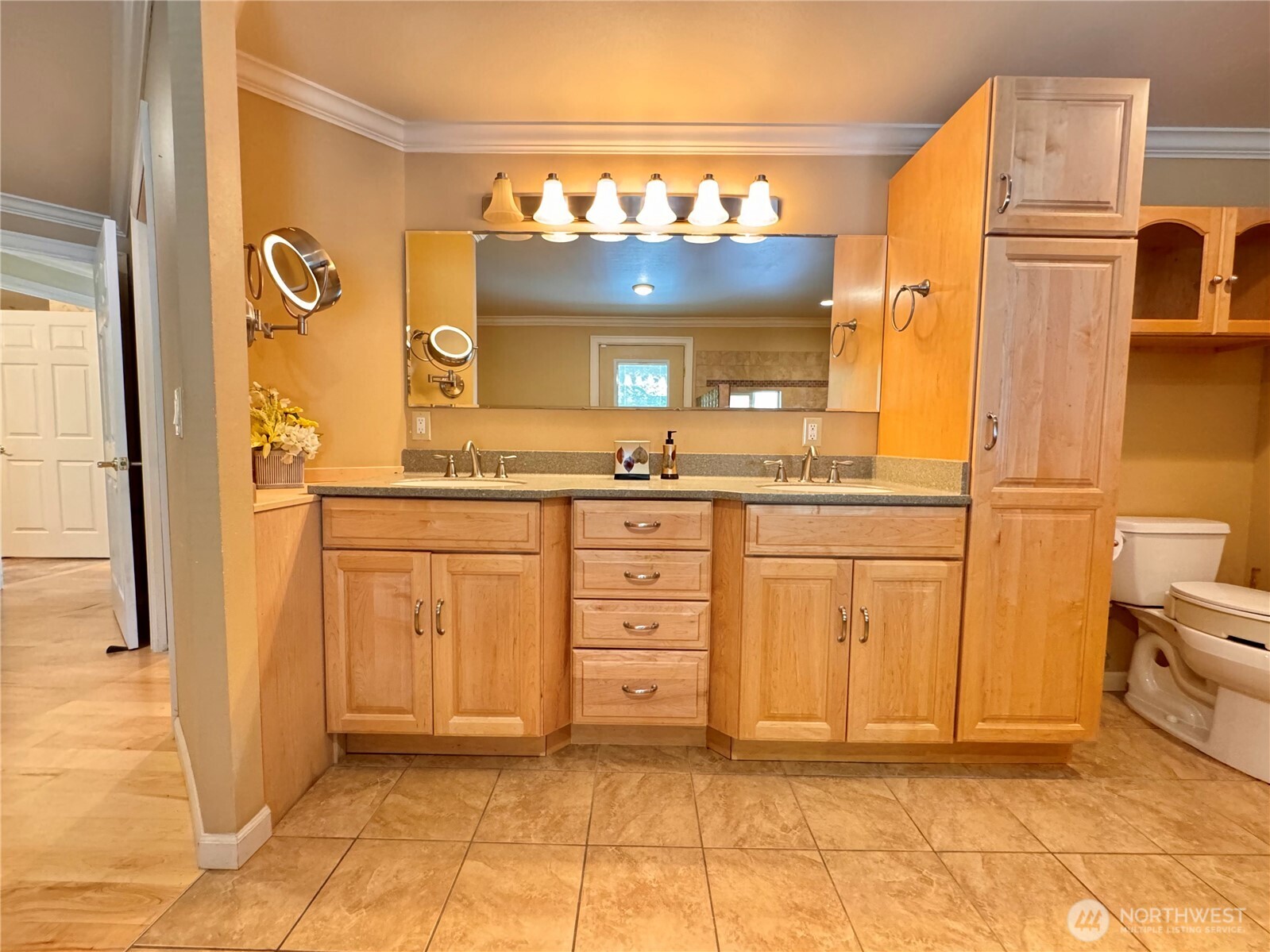 308 NW Bridle Ridge Boulevard , Bremerton, WA 98311