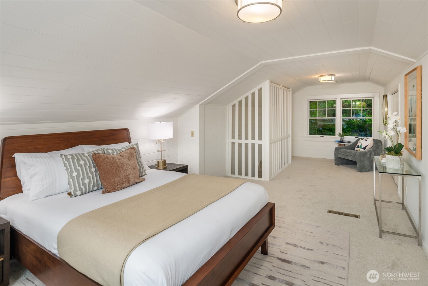 6903 32nd Avenue NW, Seattle, WA 98117