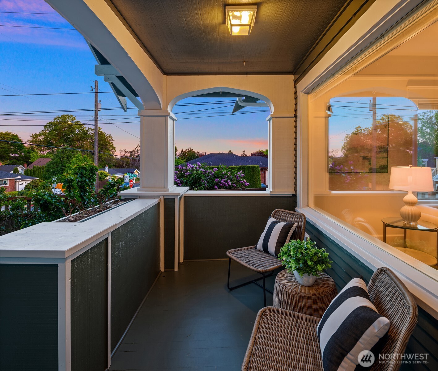 6903 32nd Avenue NW, Seattle, WA 98117