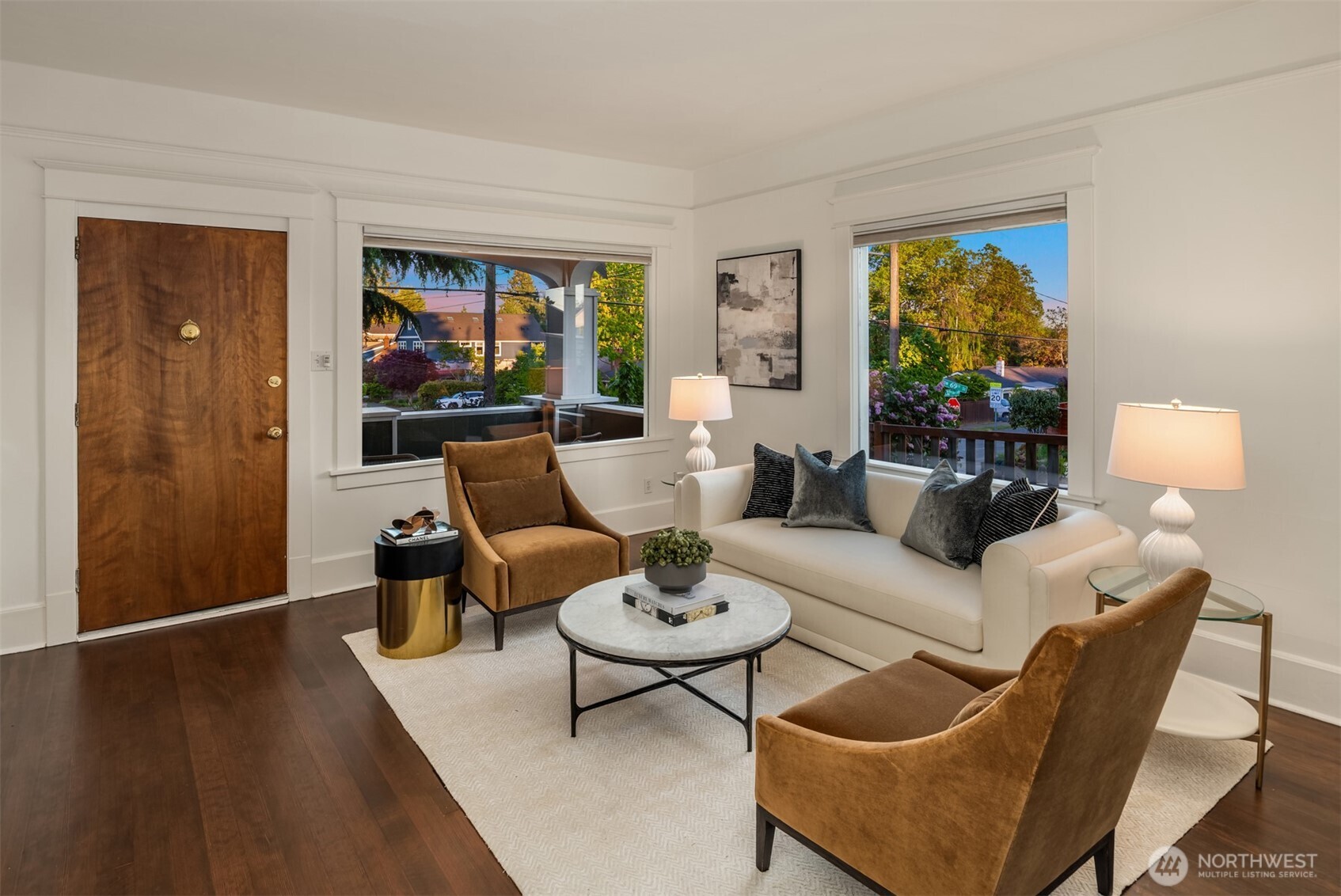 6903 32nd Avenue NW, Seattle, WA 98117