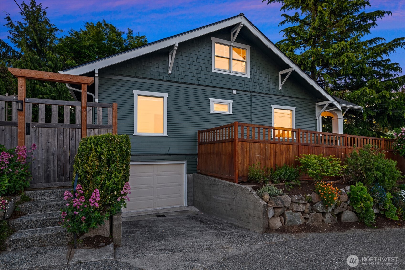 6903 32nd Avenue NW, Seattle, WA 98117
