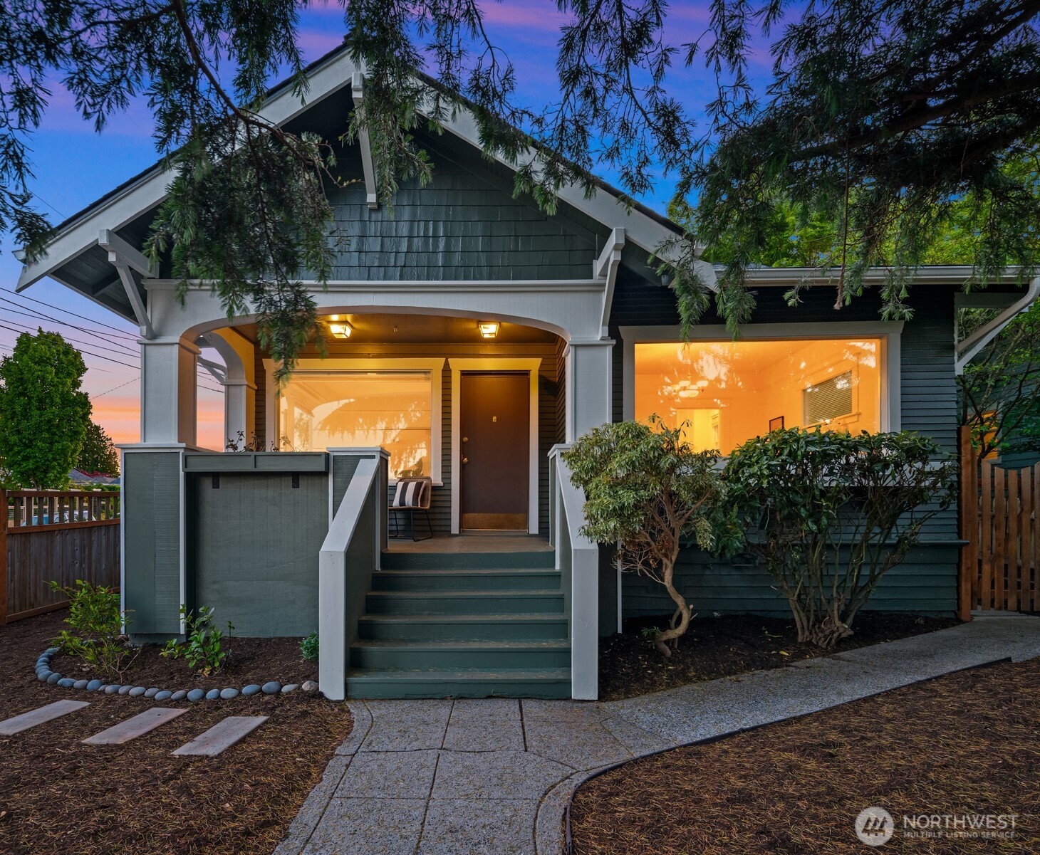 6903 32nd Avenue NW, Seattle, WA 98117