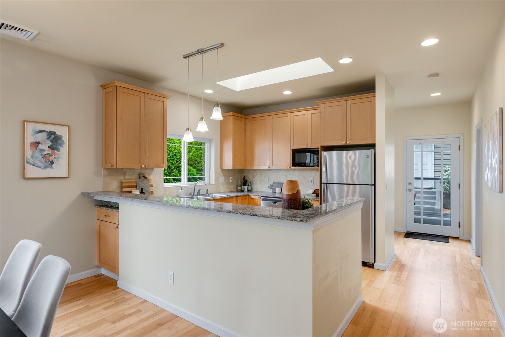 7910 20th Avenue SW, Seattle, WA 98106