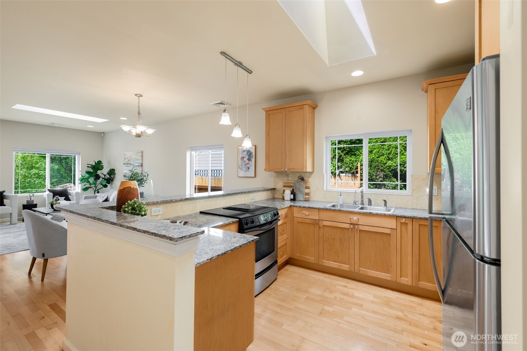 7910 20th Avenue SW, Seattle, WA 98106