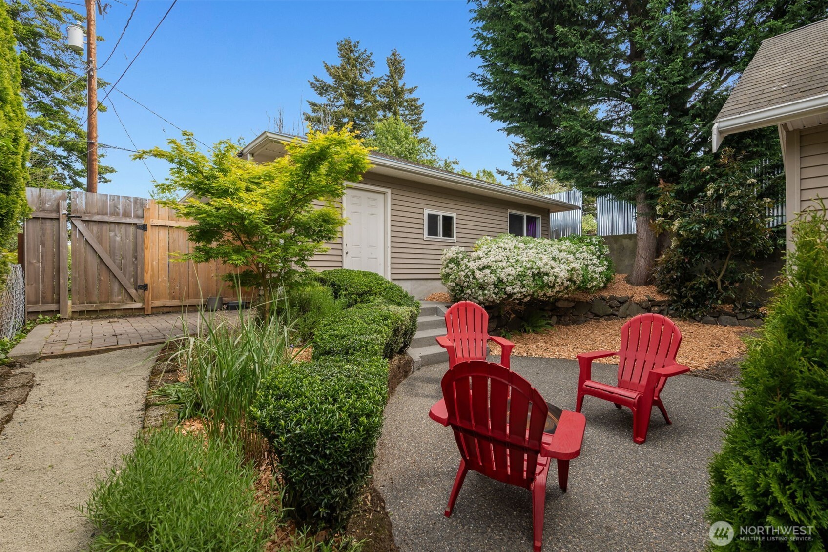 7910 20th Avenue SW, Seattle, WA 98106