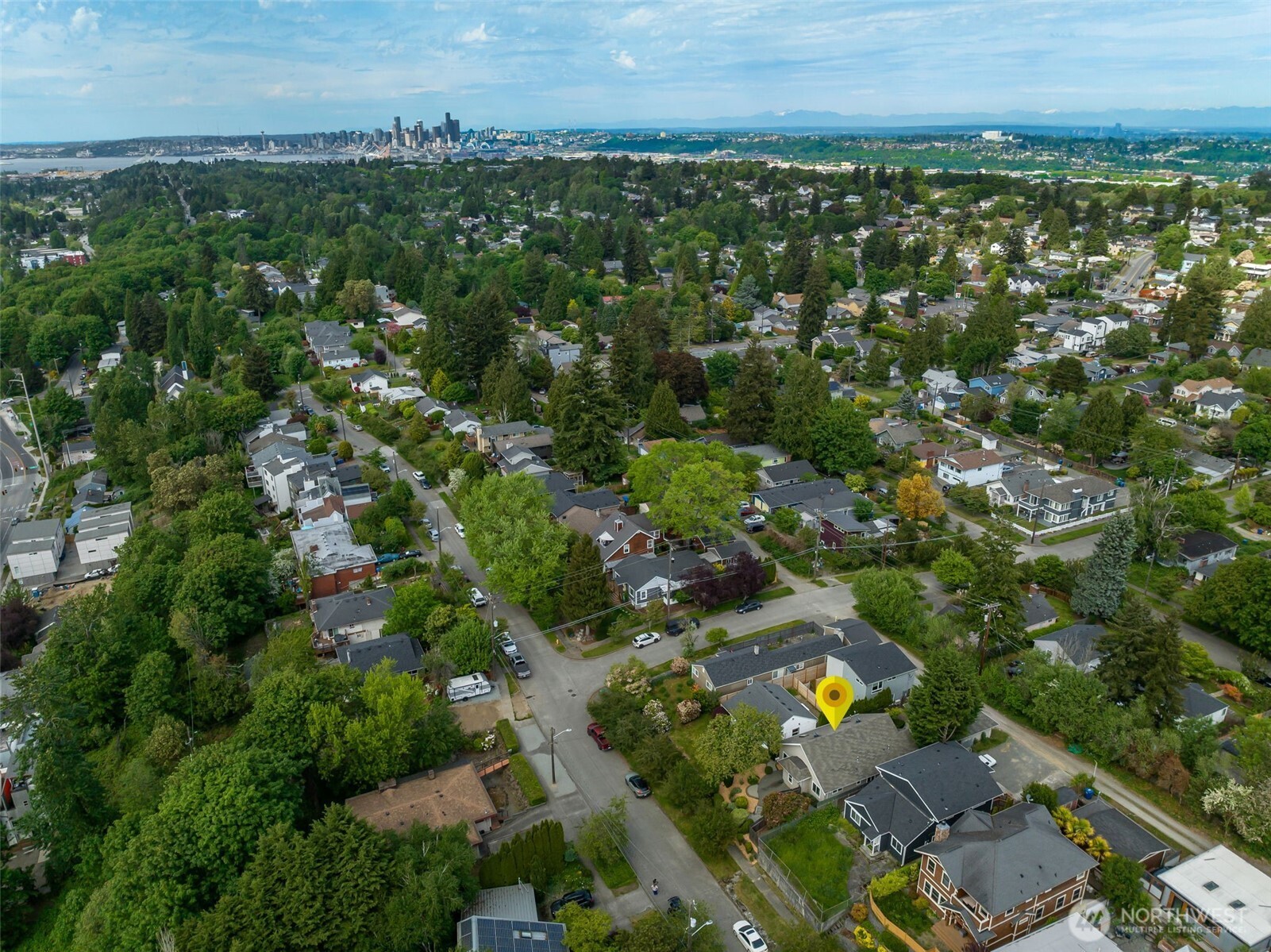7910 20th Avenue SW, Seattle, WA 98106
