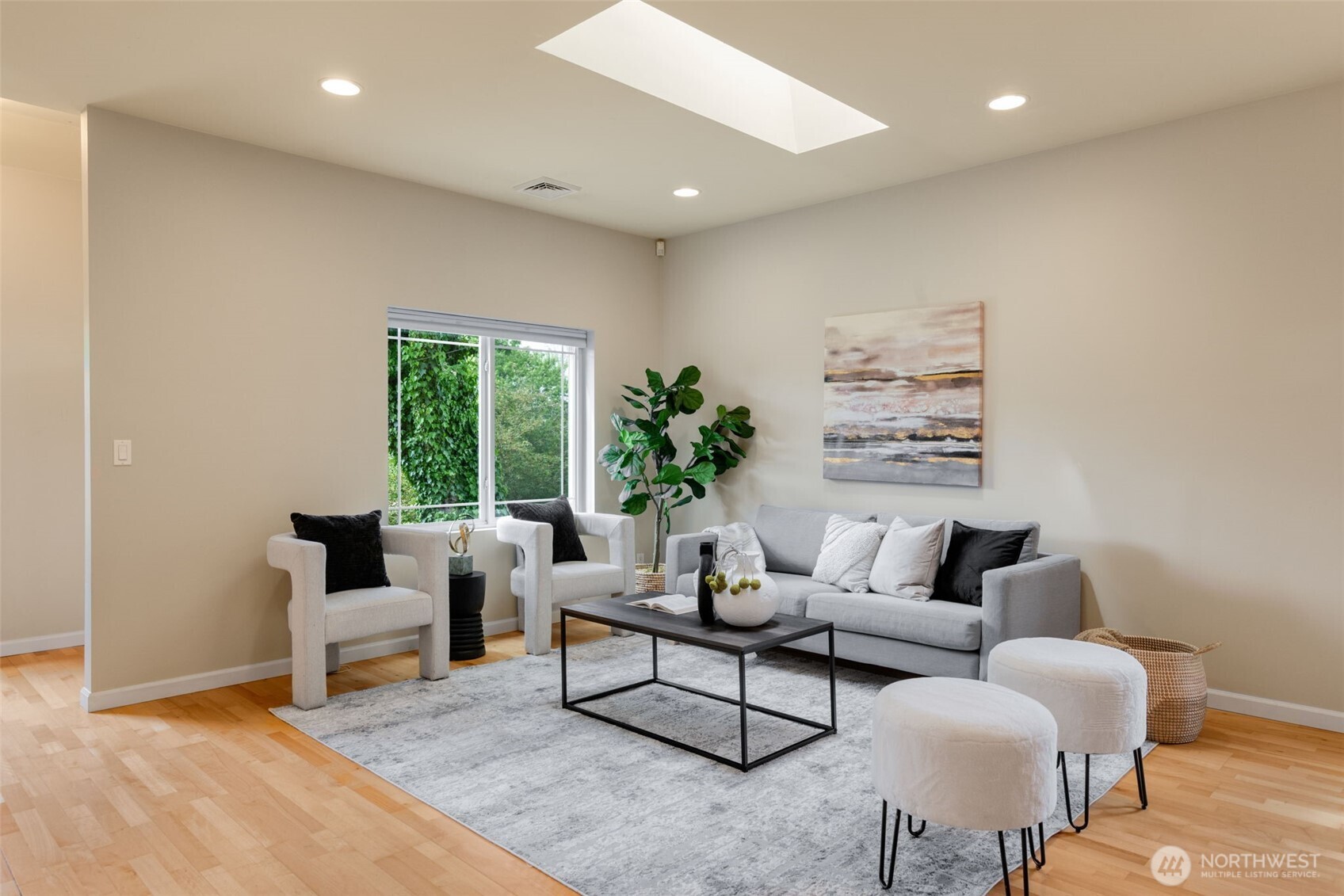 7910 20th Avenue SW, Seattle, WA 98106