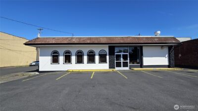 300 S Pacific Avenue , Kelso, WA 98626 - Photo 3