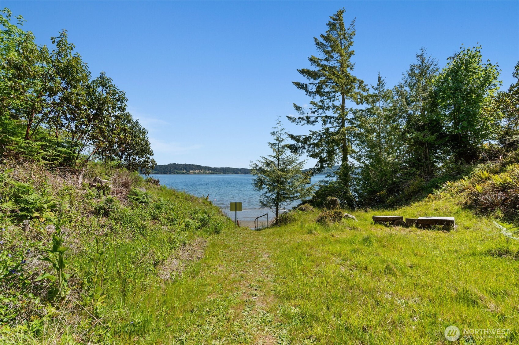 15 E Smith Cove Way , Shelton, WA 98584