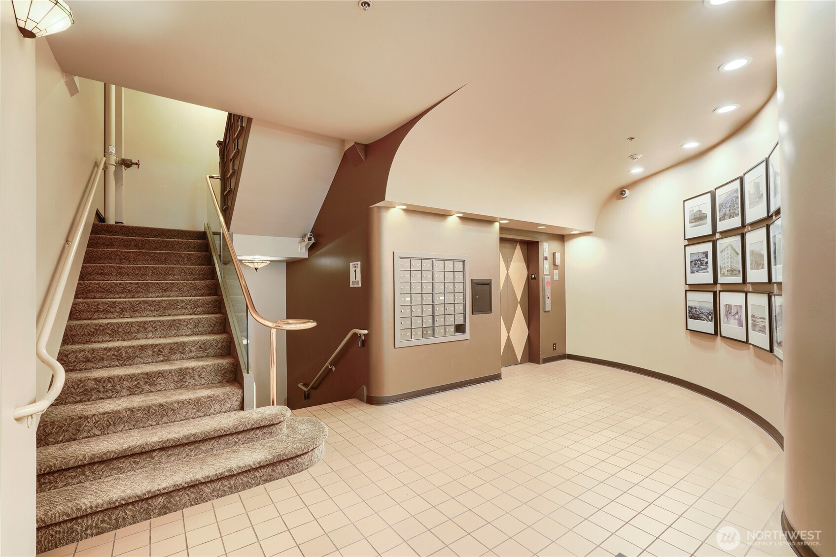 2700 4th Avenue #301, Seattle, WA 98121