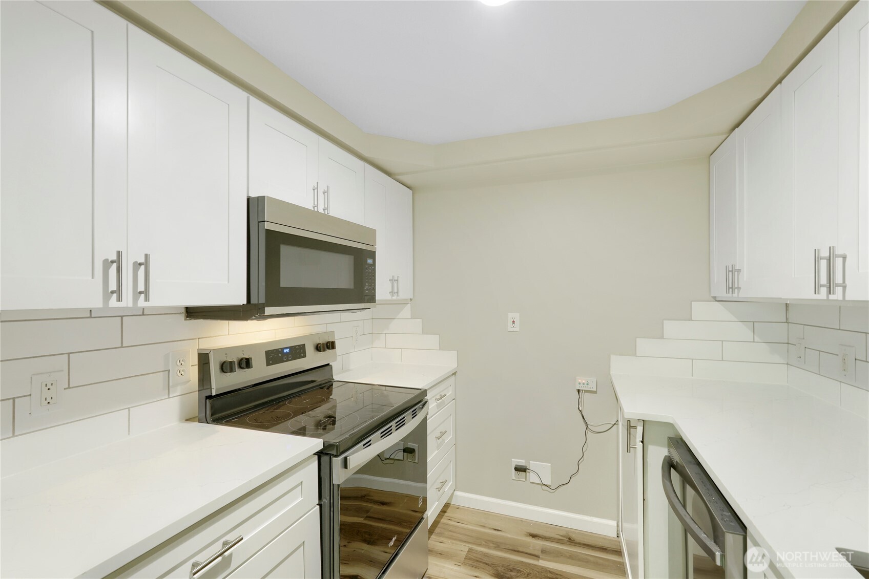 2700 4th Avenue #301, Seattle, WA 98121