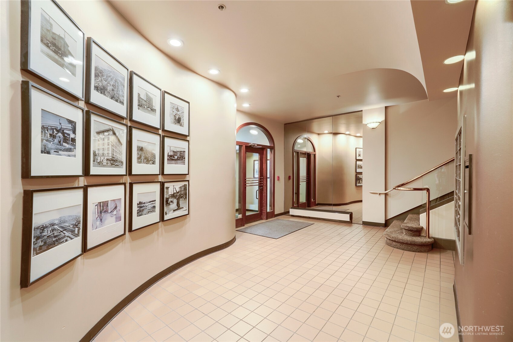 2700 4th Avenue #301, Seattle, WA 98121