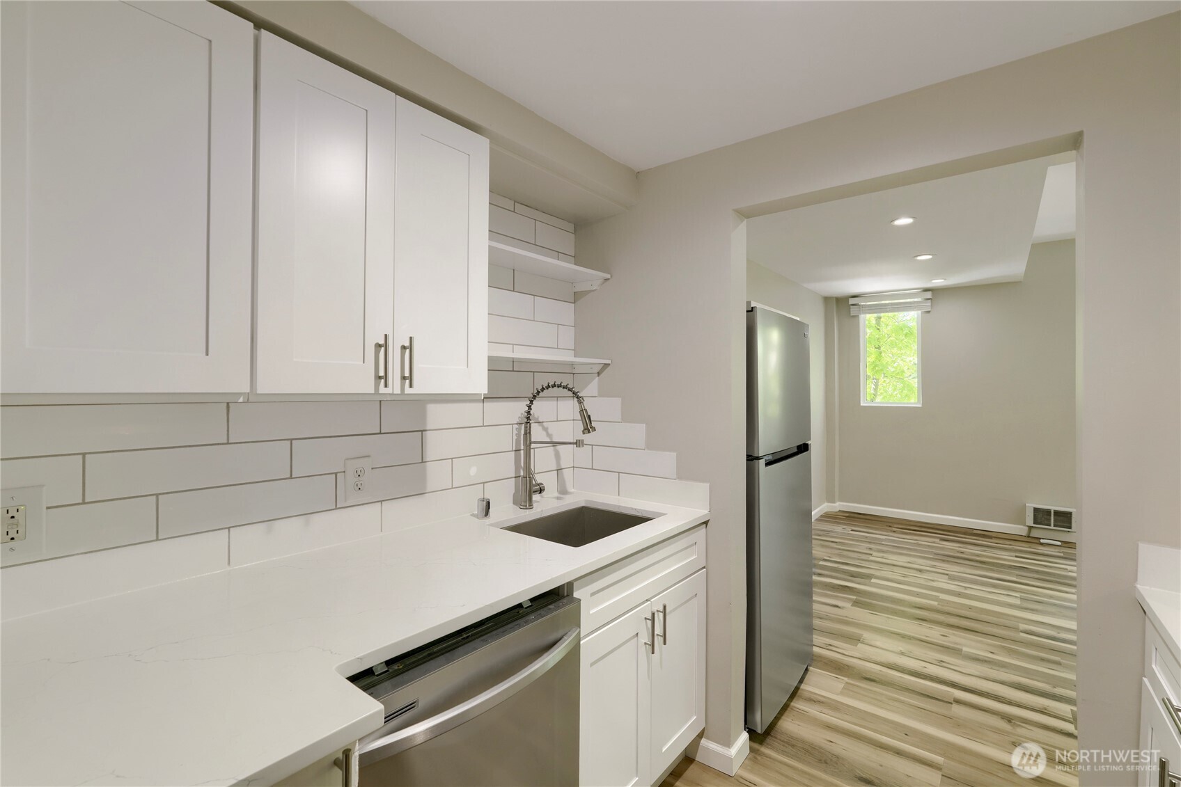 2700 4th Avenue #301, Seattle, WA 98121