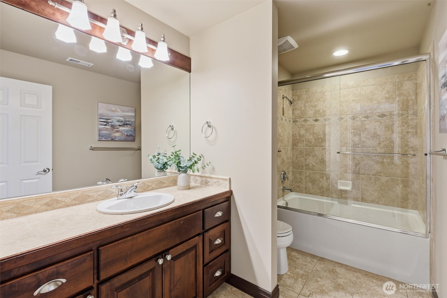 2734 NE Daphne Street , Issaquah, WA 98029