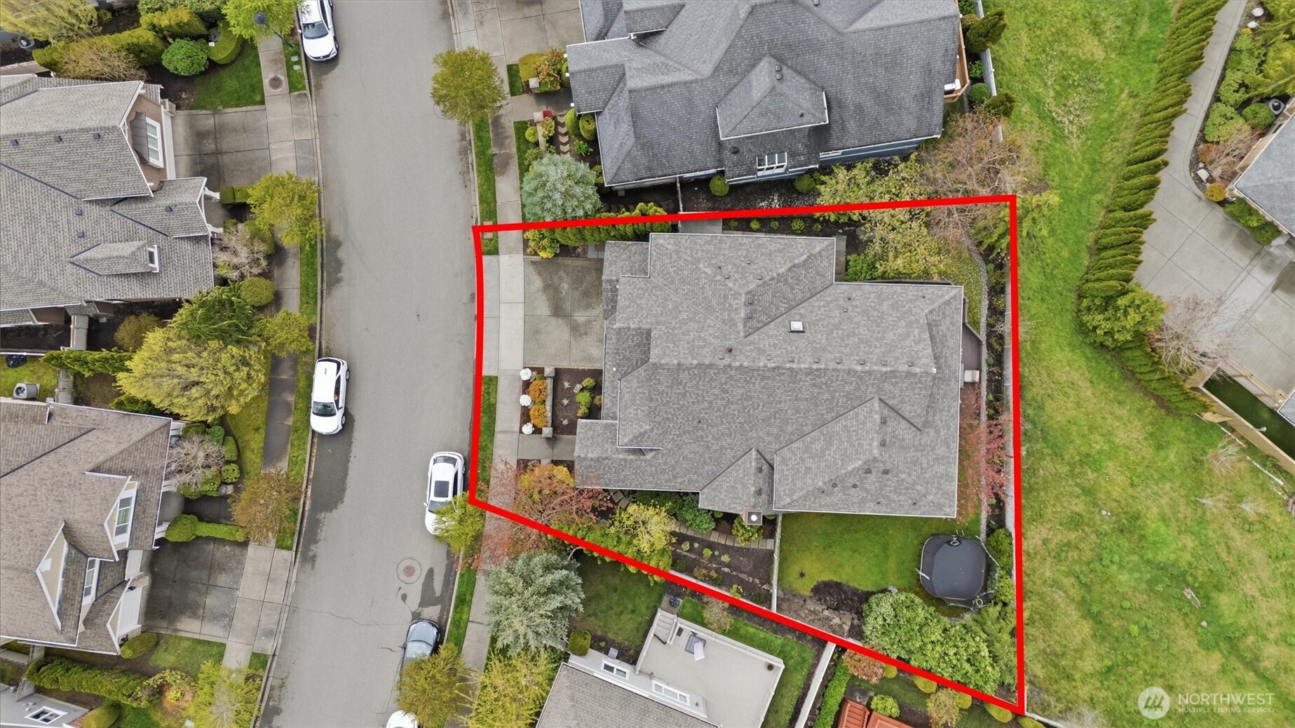 2734 NE Daphne Street , Issaquah, WA 98029