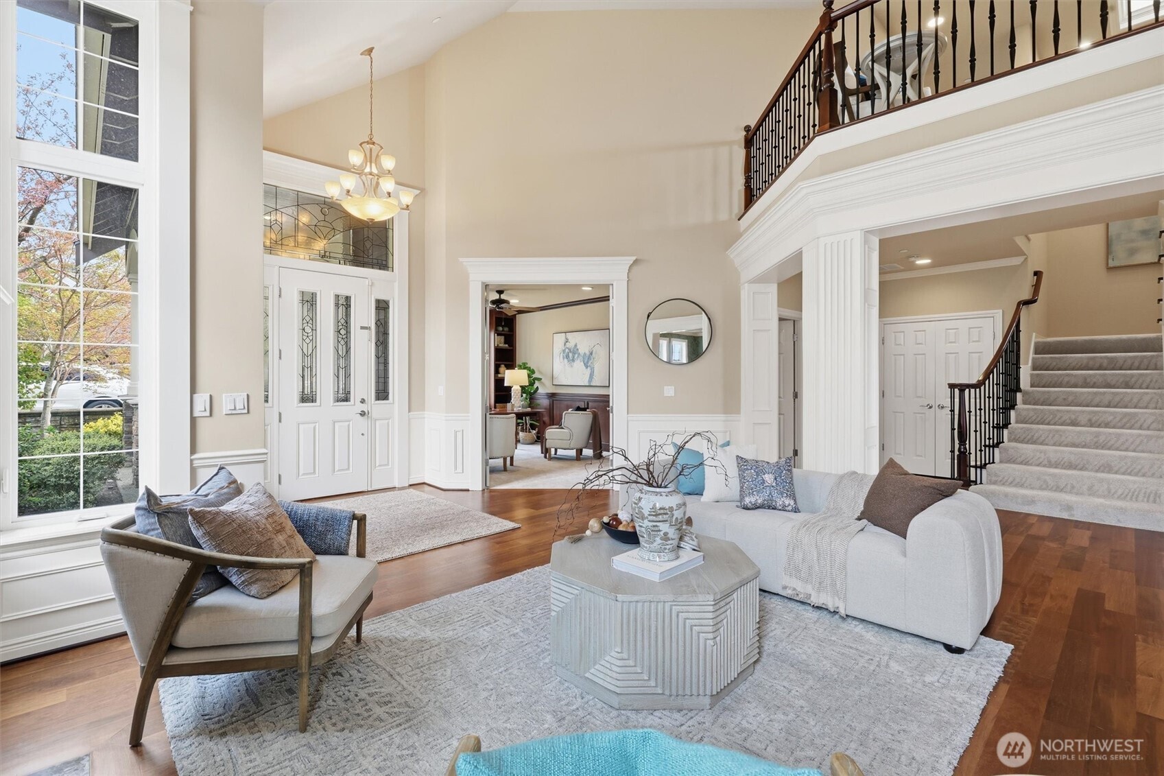 2734 NE Daphne Street , Issaquah, WA 98029