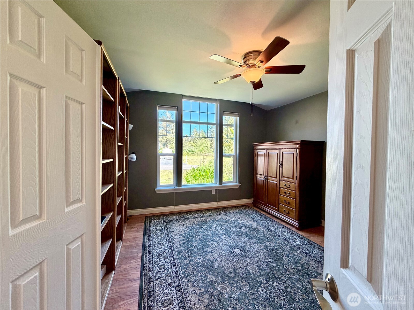 415 Quinault Avenue SE, Ocean Shores, WA 98569