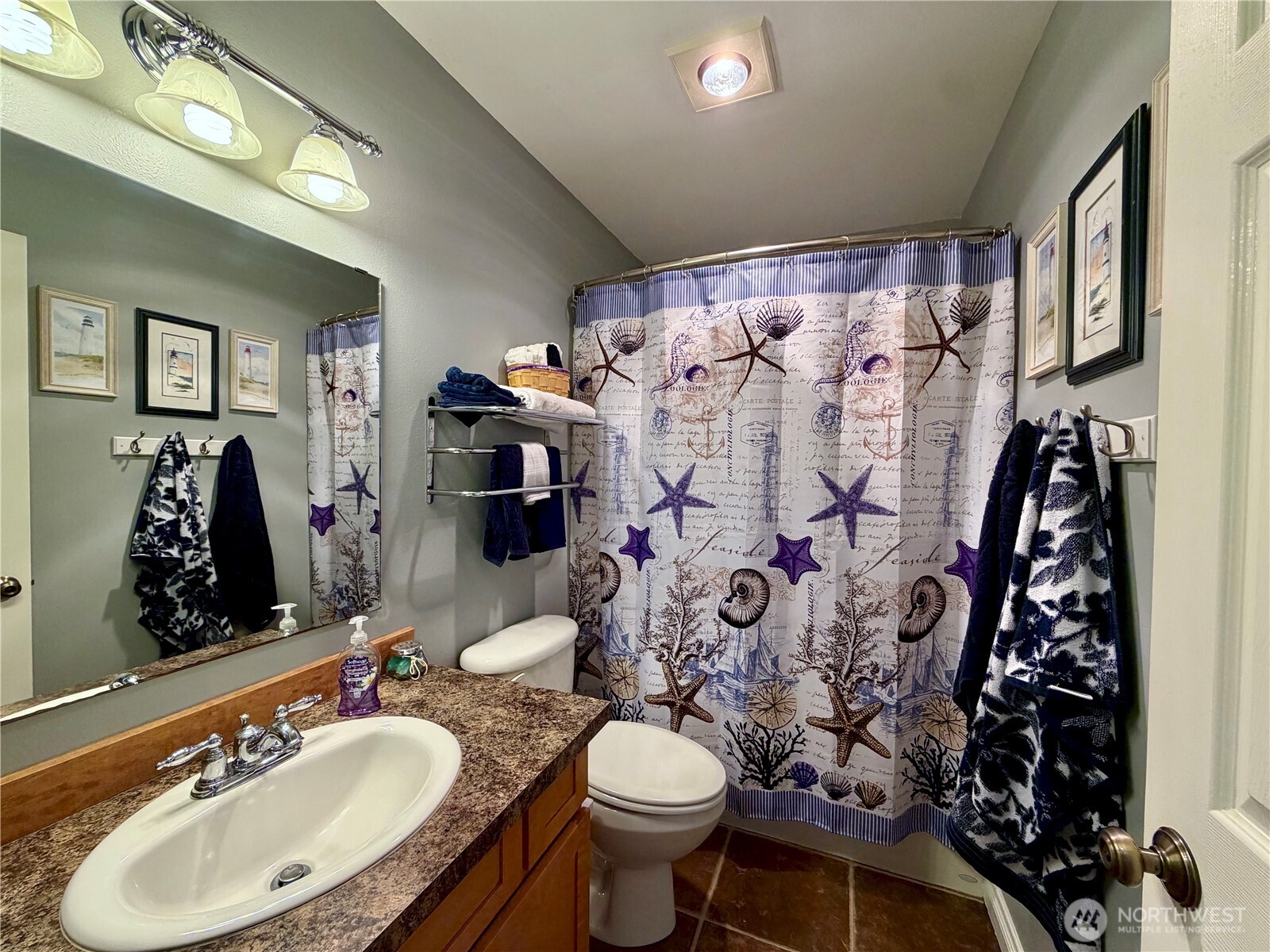 415 Quinault Avenue SE, Ocean Shores, WA 98569