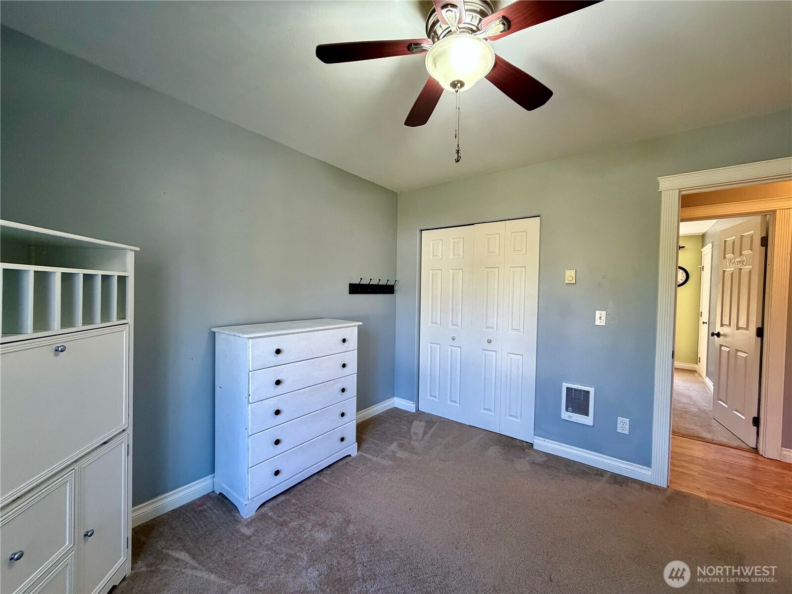 415 Quinault Avenue SE, Ocean Shores, WA 98569