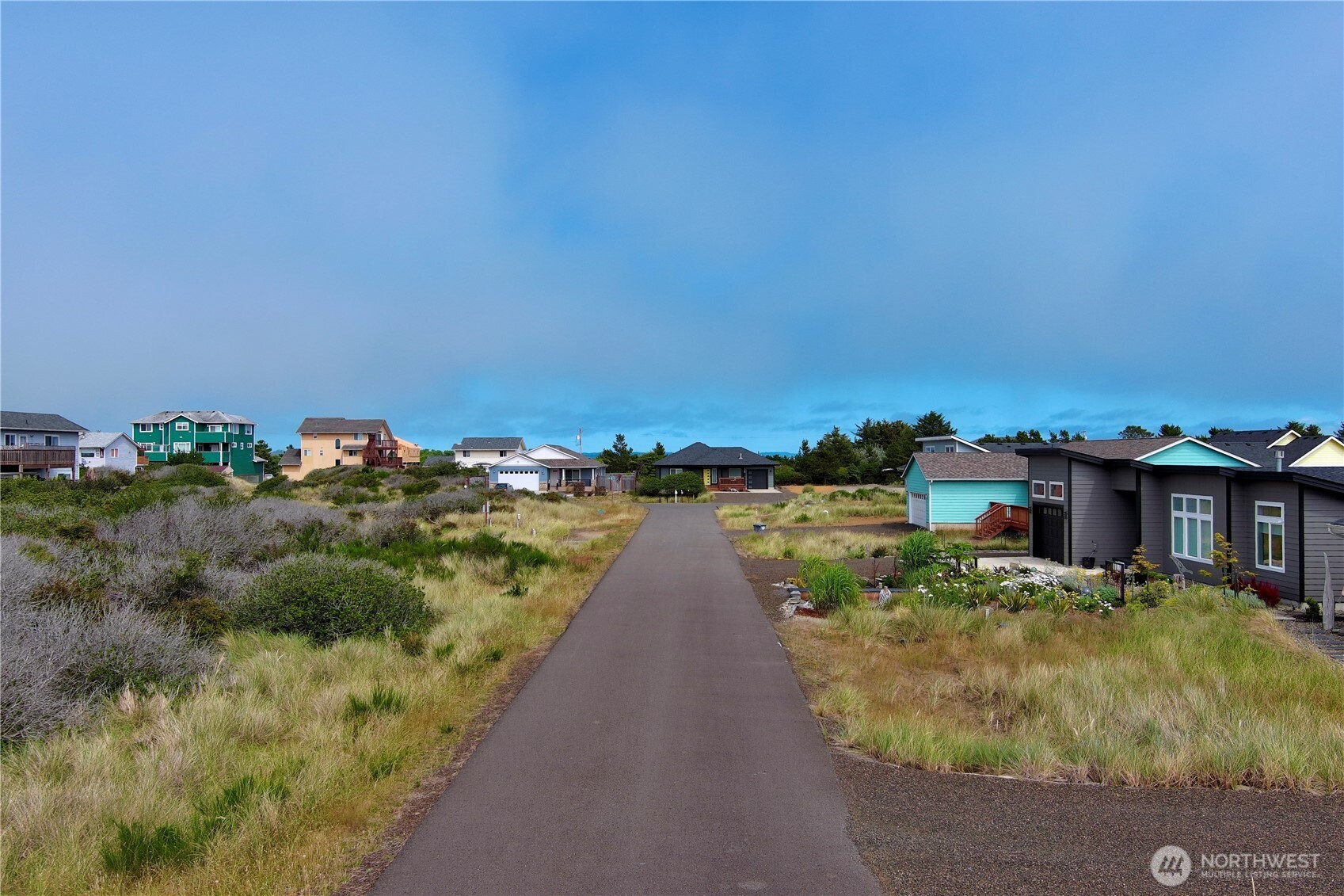 408 N Bel Air Loop SW, Ocean Shores, WA 98569