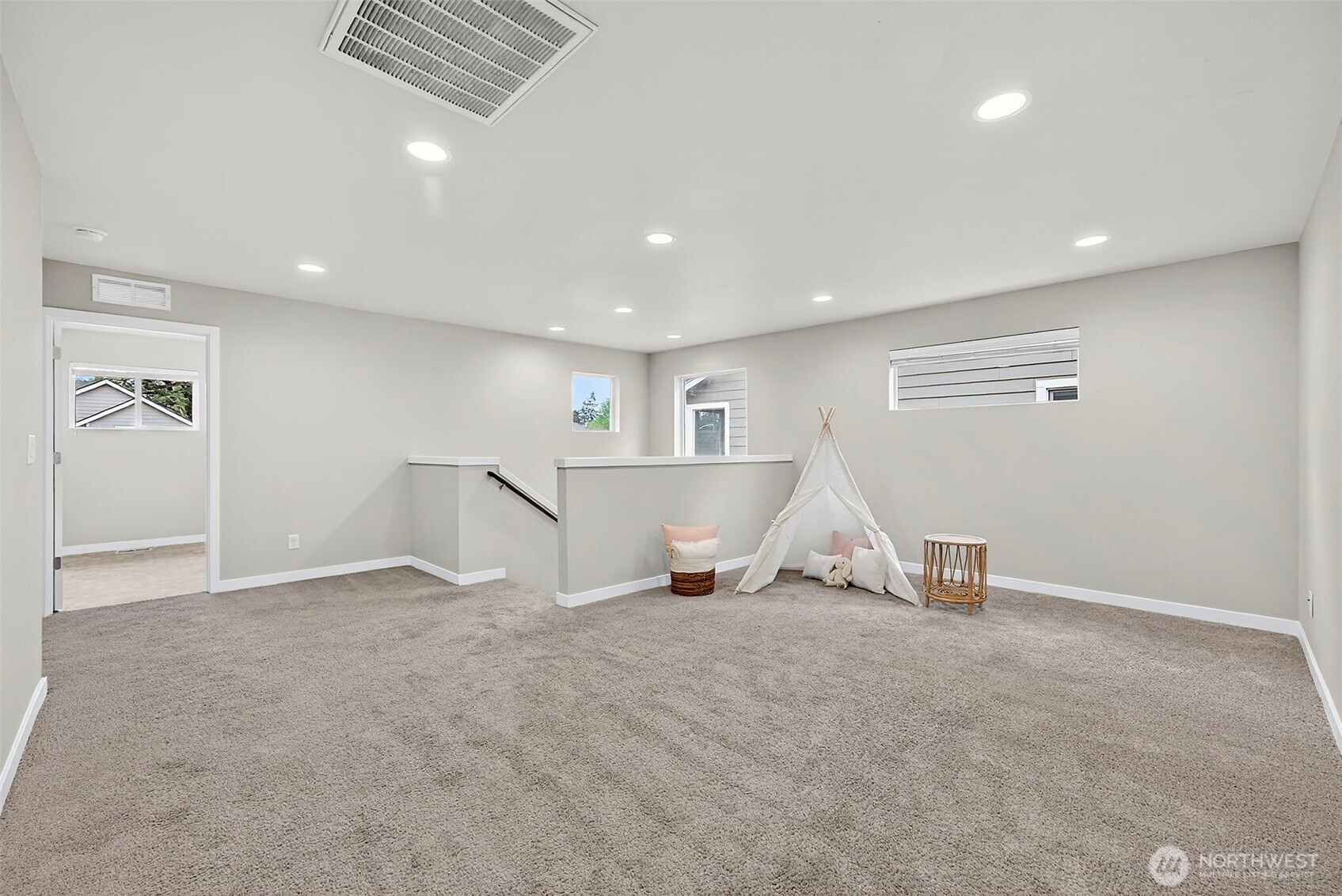 16311 8th Avenue E, Spanaway, WA 98387