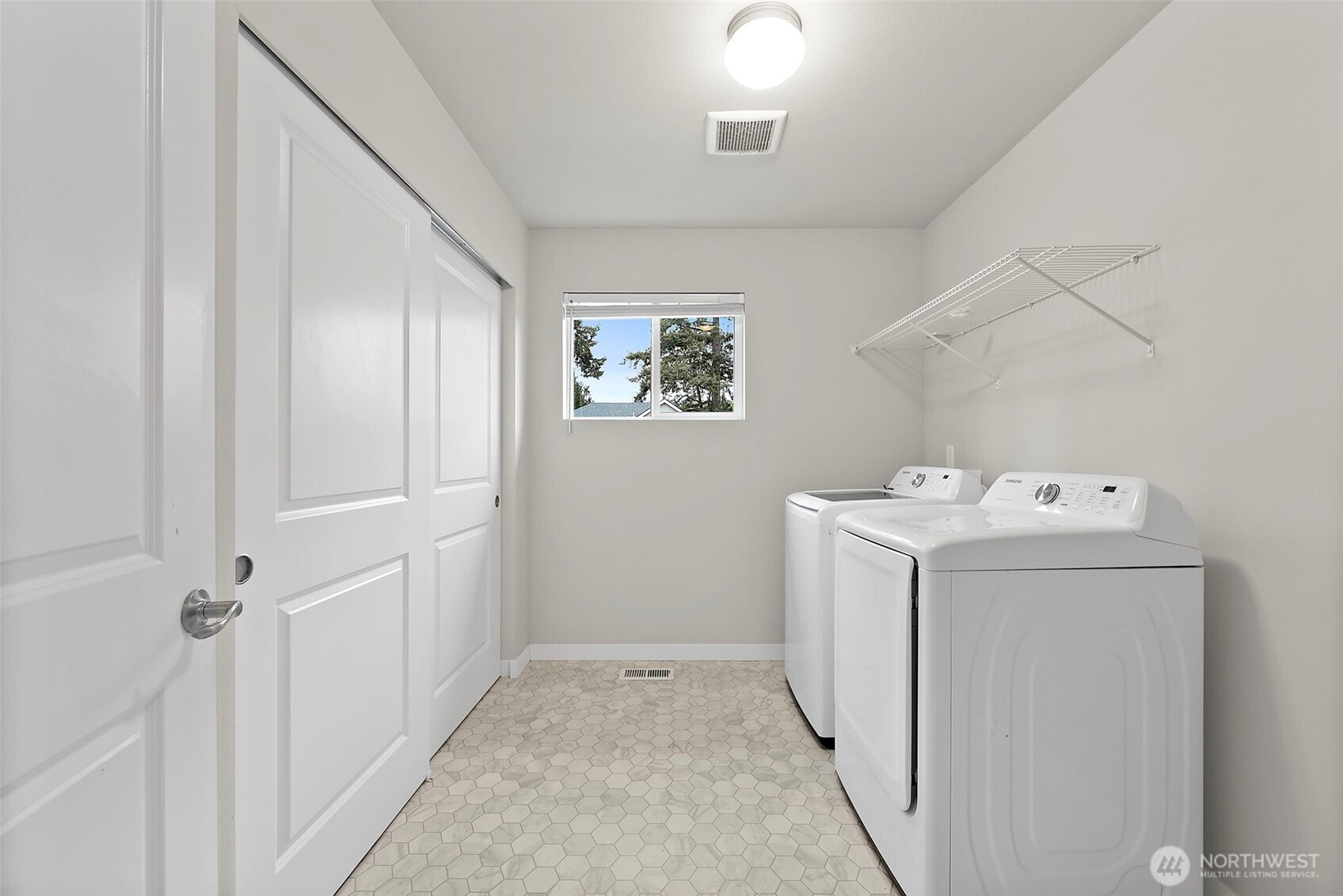 16311 8th Avenue E, Spanaway, WA 98387