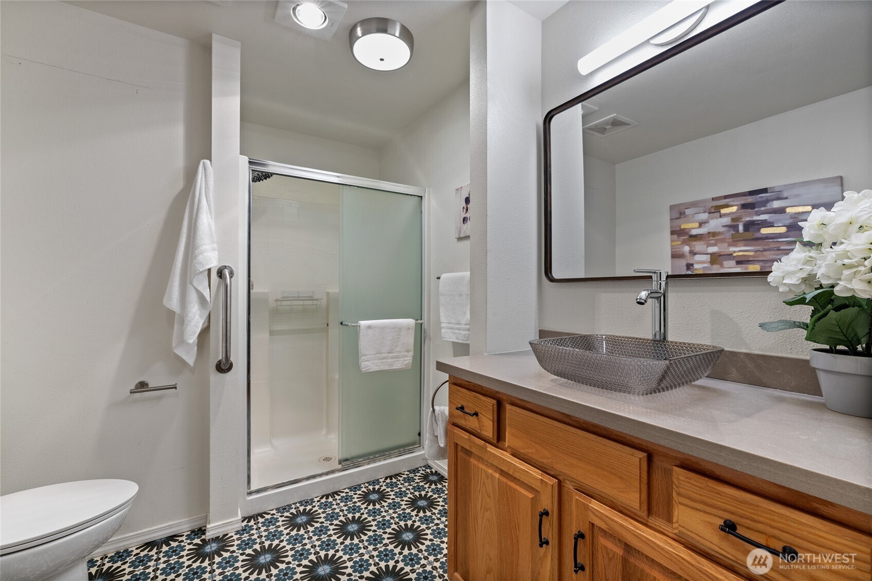1069 5th , Steilacoom, WA 98388