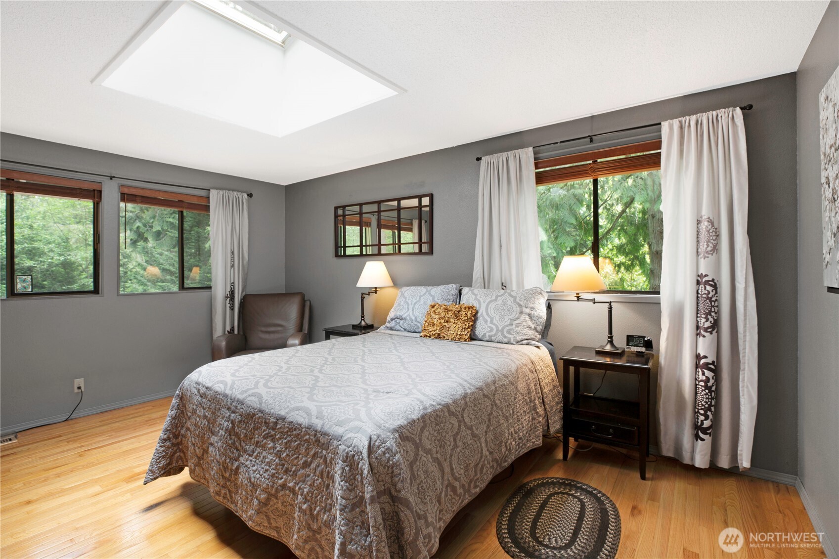 4320 Palomino Drive NE, Bainbridge Island, WA 98110