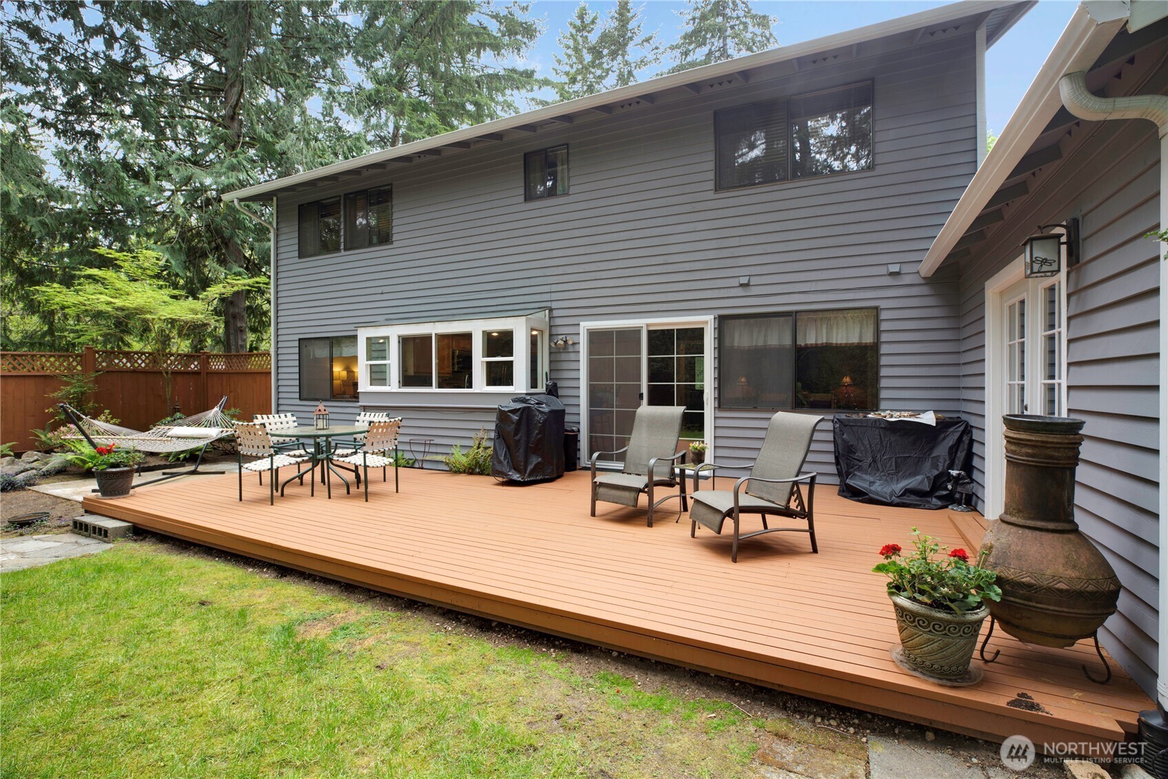 4320 Palomino Drive NE, Bainbridge Island, WA 98110