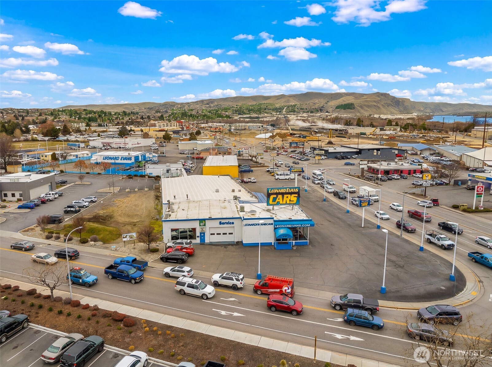 1424 N Wenatchee Avenue , Wenatchee, WA 98801