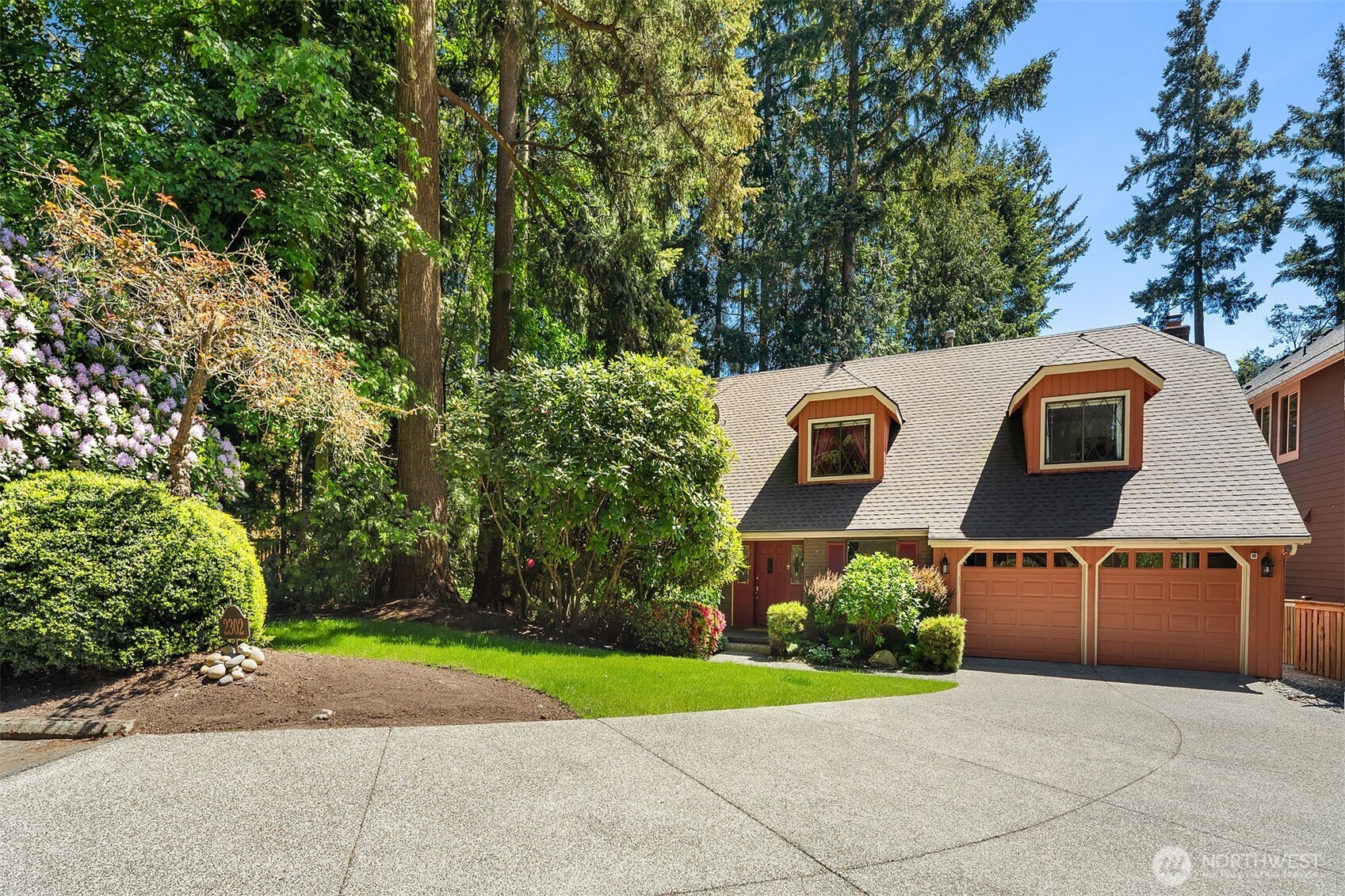 2302 126th Avenue NE, Bellevue, WA 98005