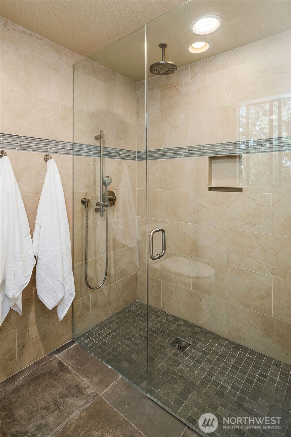 2302 126th Avenue NE, Bellevue, WA 98005