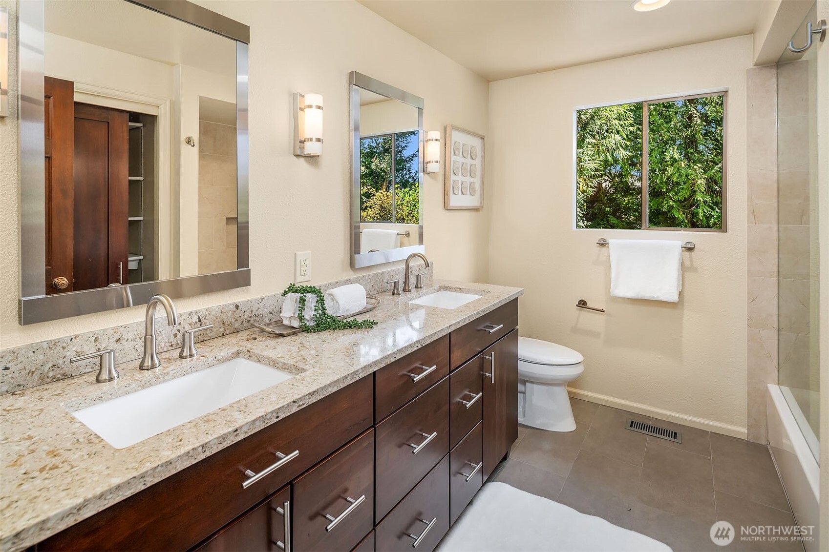 2302 126th Avenue NE, Bellevue, WA 98005
