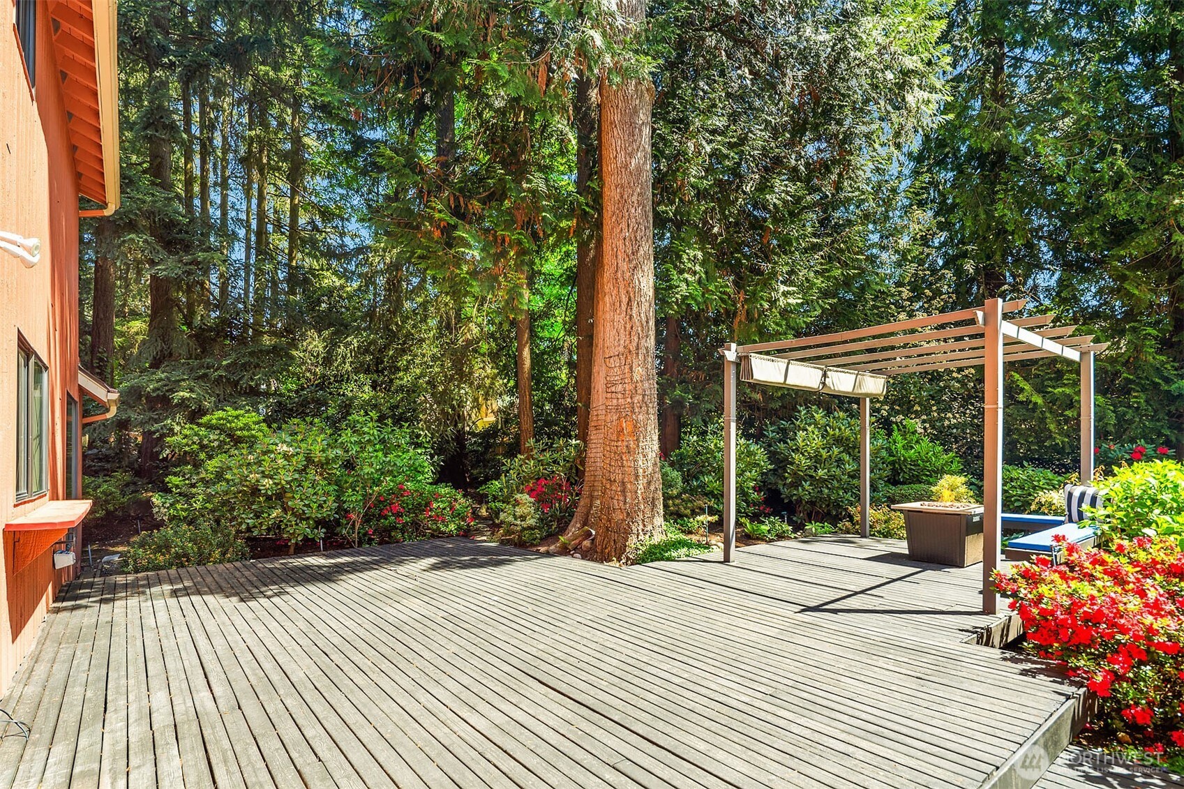 2302 126th Avenue NE, Bellevue, WA 98005