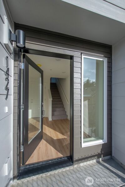1427 SW 111th Lane , Seattle, WA 98146